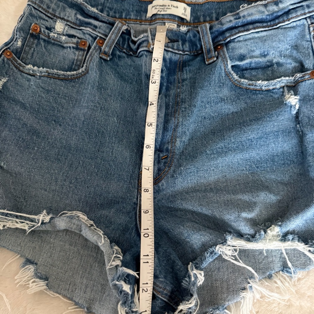 Abercrombie & Fitch The Cutoff Short High Rise Curve Love Shorts 8/29 - Picture 6 of 7